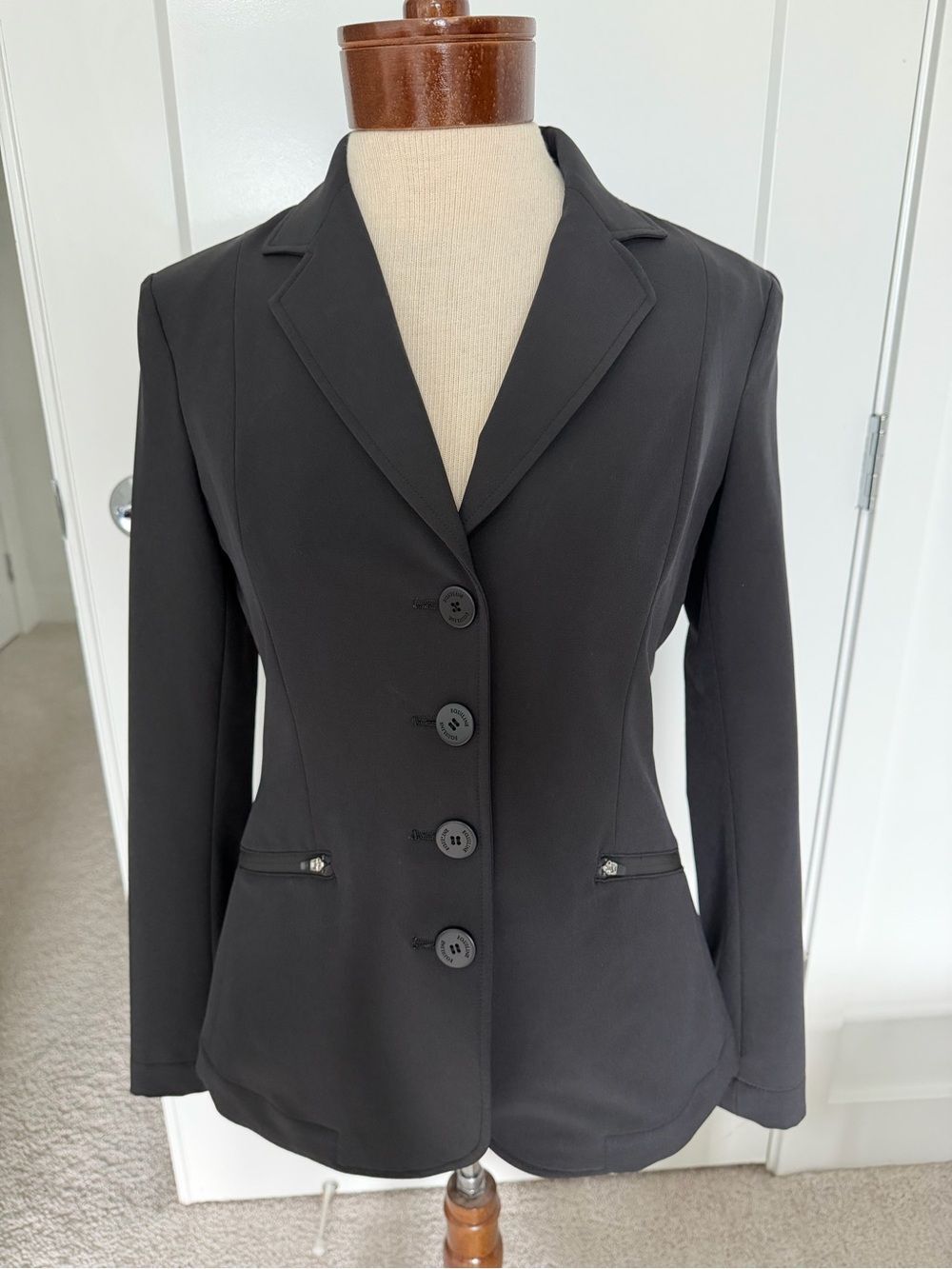 NWOT Equiline Lightweight Competition Jacket - Black Equestrian Show Coat IT 42